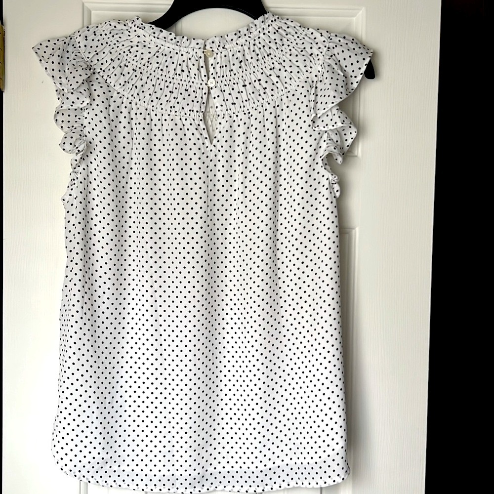 Women’s Small Loft Blouse Top.  Black and White Polka Dot. Excellent condition - Picture 2 of 11